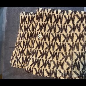 Micheal Kors Scarf